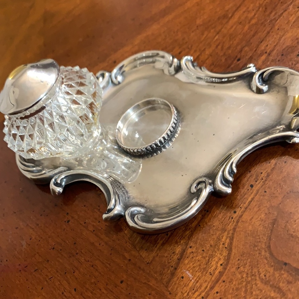 Antique Inkwell - Picture 2 of 10